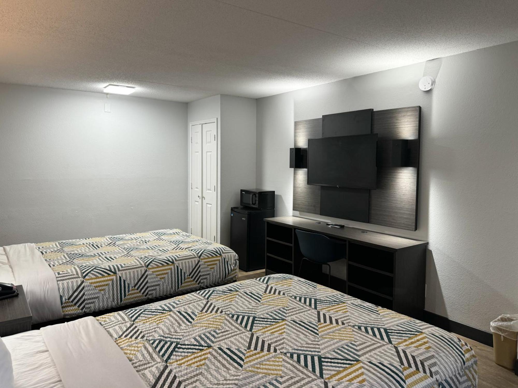 Motel 6 Huntsville Al University Dr. Exterior photo