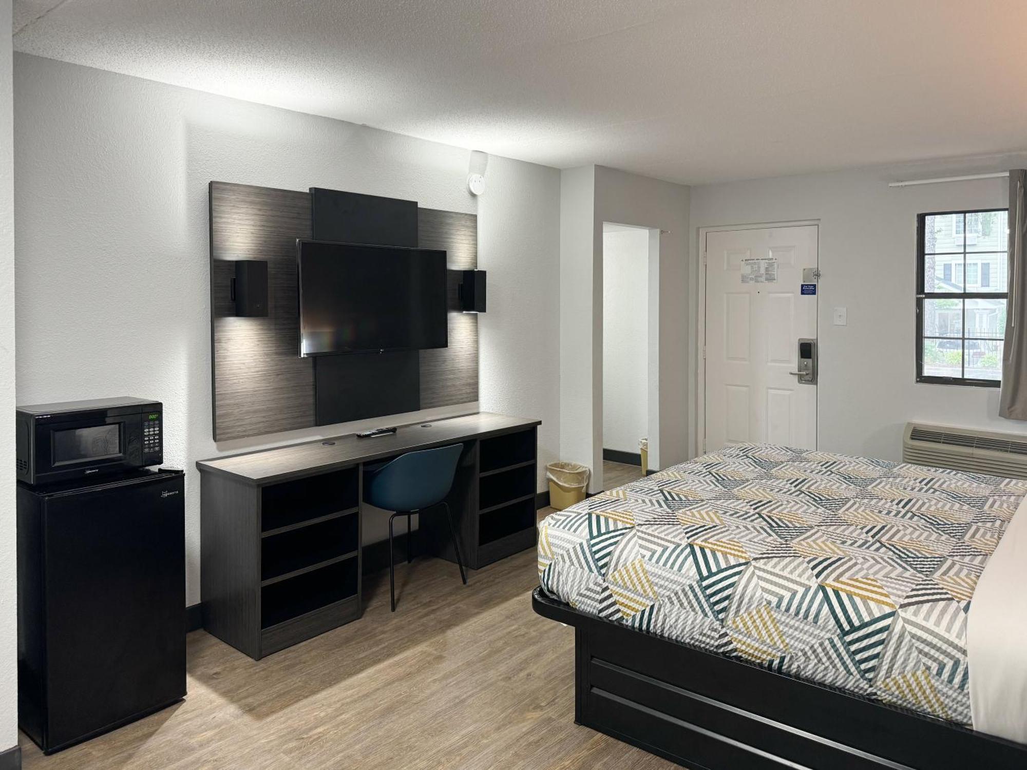 Motel 6 Huntsville Al University Dr. Exterior photo